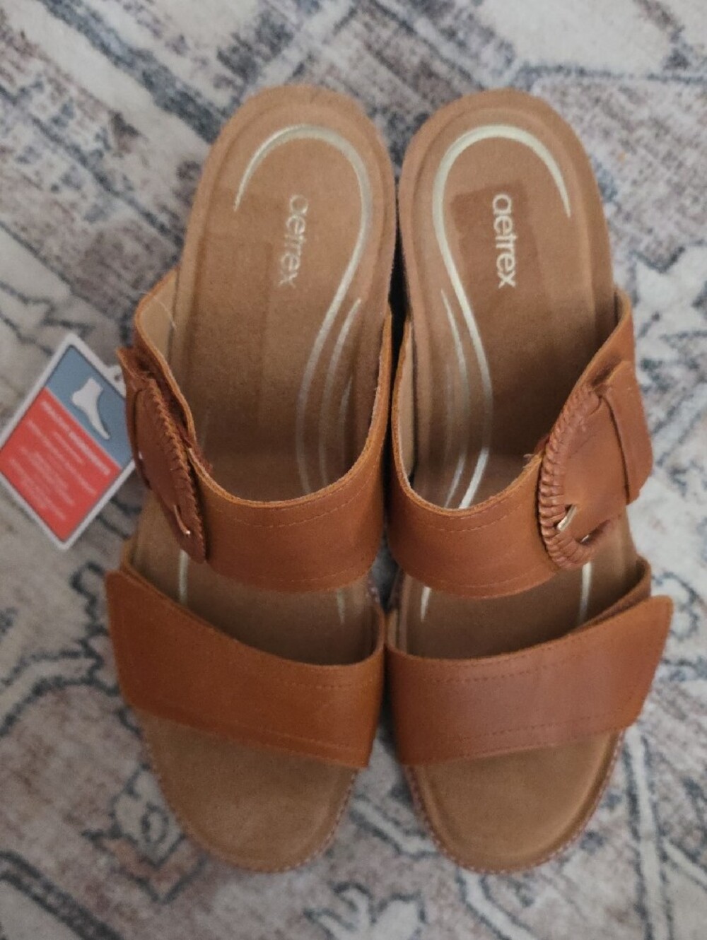 NWT Aetrex Women's Size 10 Brown Leather Slide Sandals with Decorative Buckle. - Picture 2 of 8
